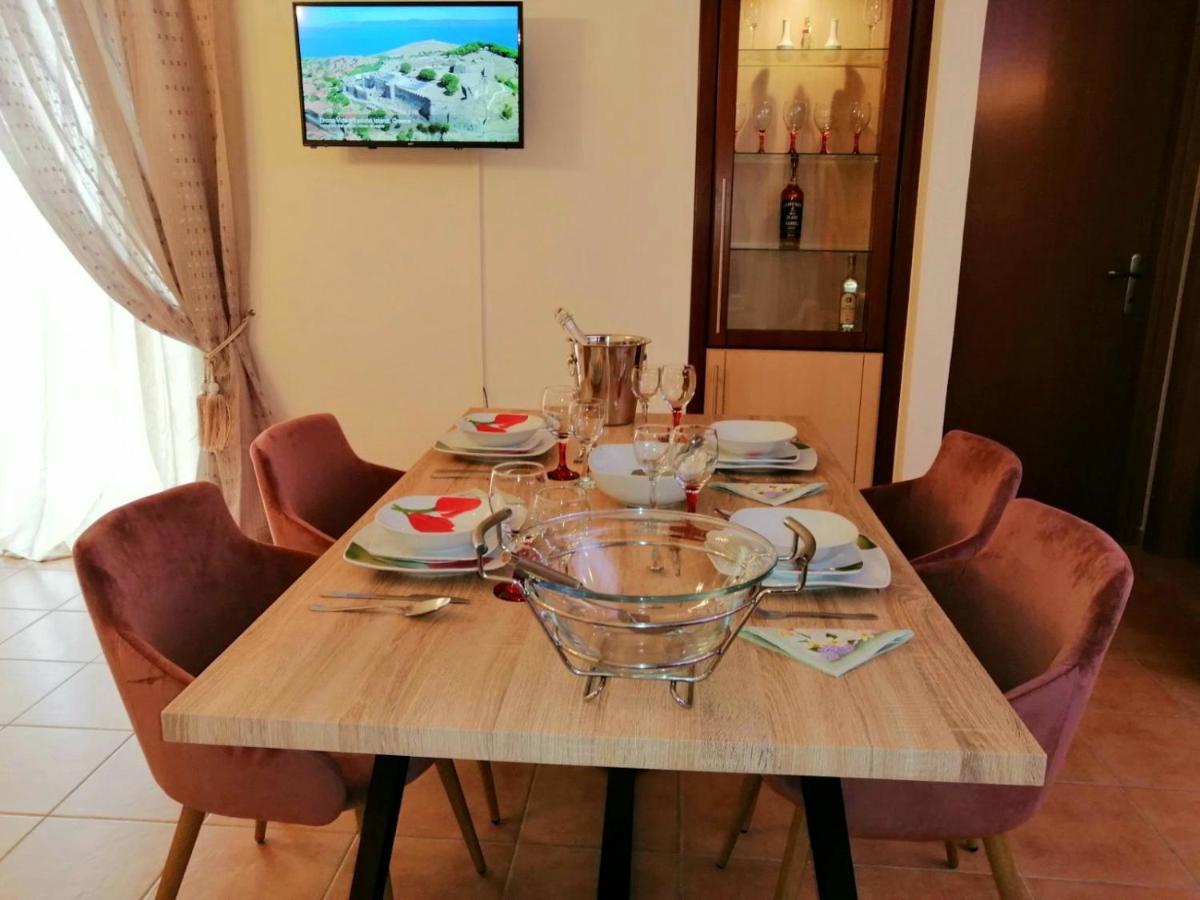 Apartment Malvazios #6 *